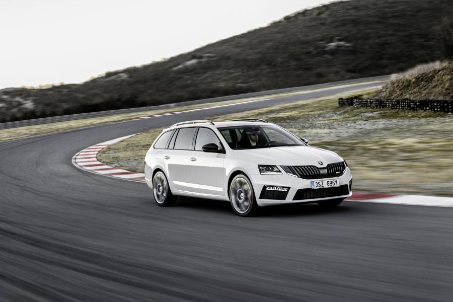  Skoda Octavia RS Combi 2017 года  (WW) (фото 12 из 48)